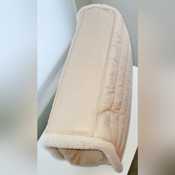 NEW NWT Pajar Canada Faux Fur Sherpa Tote Bag - Picture 6 of 9